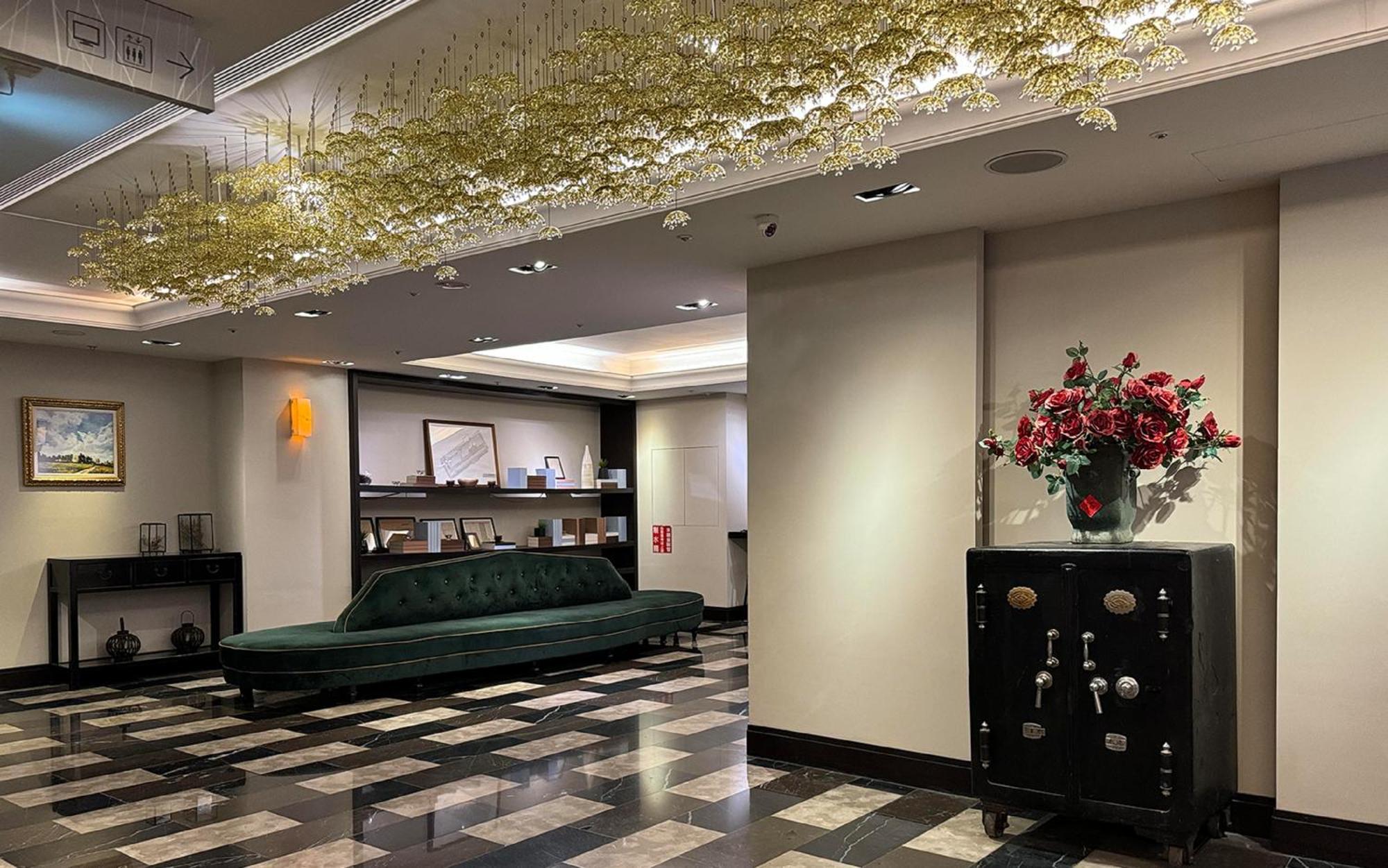 53 Hotel Тайчжун Экстерьер фото