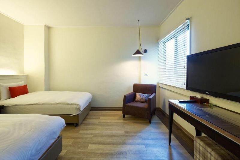 53 Hotel Тайчжун Экстерьер фото