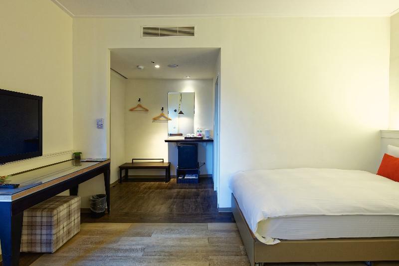 53 Hotel Тайчжун Экстерьер фото